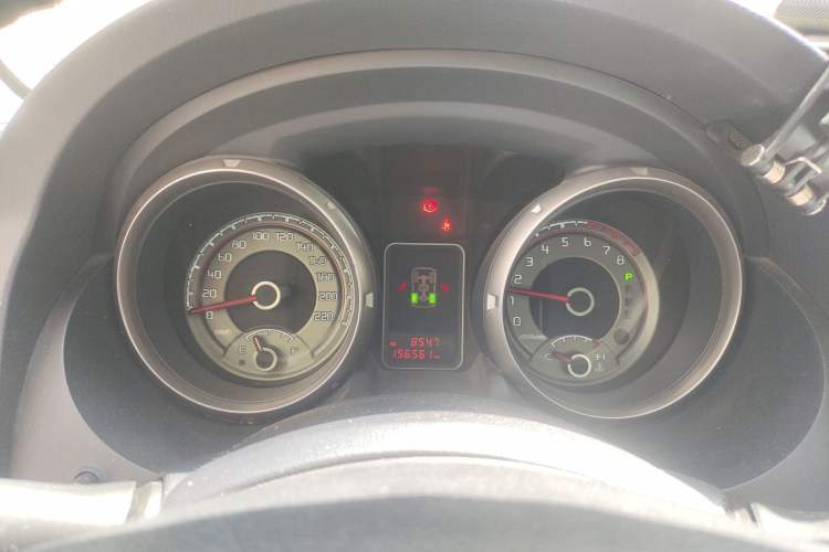 Used Mitsubishi Pajero 2015 3.0L Automatic Elite Edition China IV Standard Instrument Cluster