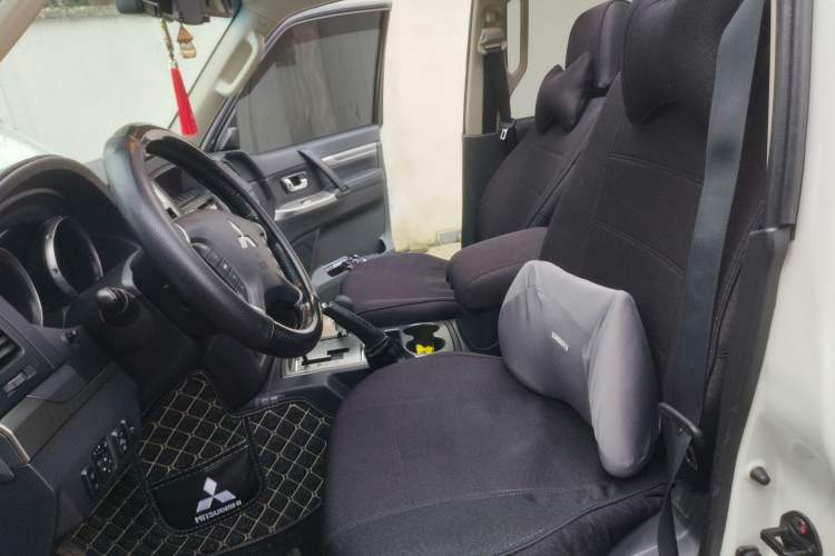 Used Mitsubishi Pajero 2015 3.0L Automatic Elite Overdrive Version China IV Standard Left Front Seat