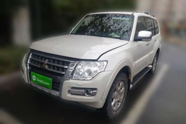 Used Mitsubishi Pajero 2015 3.0L Automatic Elite Plus Version China V Standard