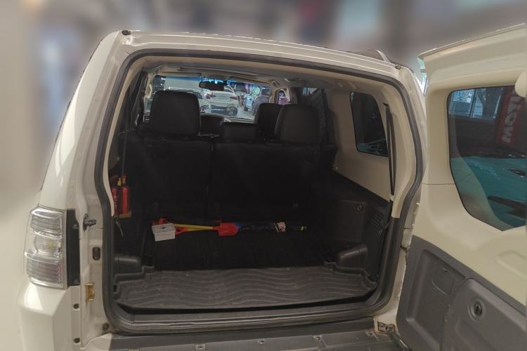 Used Mitsubishi Pajero 2015 3.0L Automatic Elite Edition China V Standard Trunk