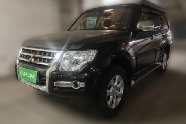 Used Mitsubishi Pajero 2016 3.0L Automatic Prestige Version China V Standard