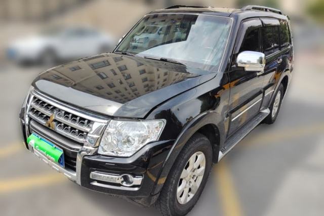Used Mitsubishi Pajero 2016 3.0L Automatic Prestige Version China IV Standard