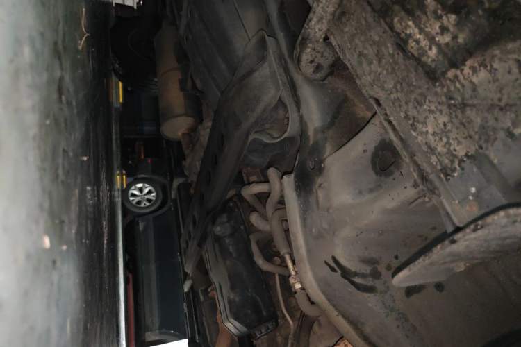 Used Mitsubishi Pajero 2016 3.0L Automatic Prestige Version China IV Standard Chassis Front Right