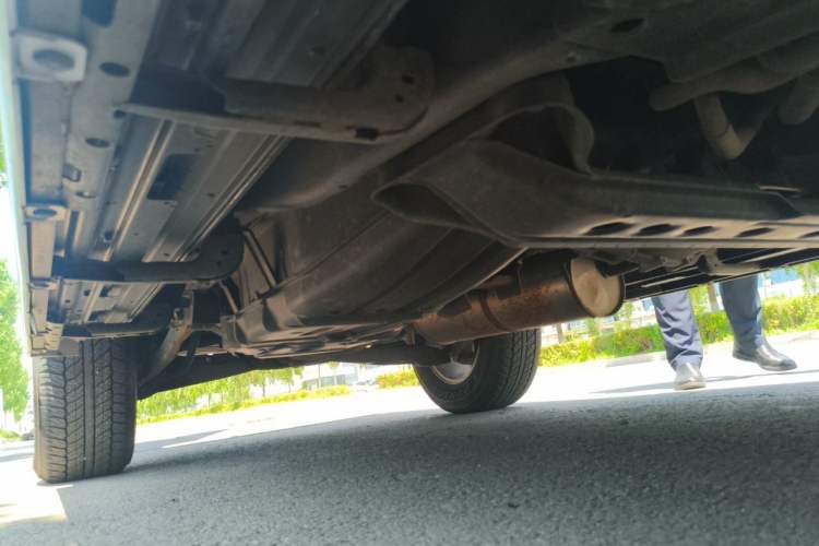 Used Mitsubishi Pajero 2016 3.0L Automatic Standard Version China V Standard Chassis Front Right