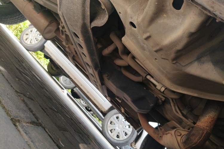 Used Mitsubishi Pajero 2016 3.0L Automatic Standard Version China V Standard Chassis Front Right