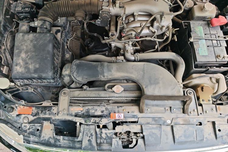 Used Mitsubishi Pajero 2016 3.0L Automatic Standard Version China V Standard Engine Bay