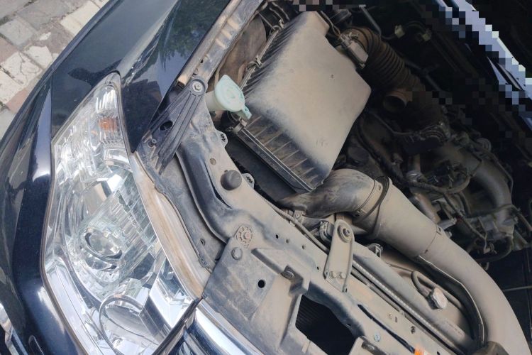 Used Mitsubishi Pajero 2016 3.0L Automatic Standard Version China V Standard Engine Bay Right