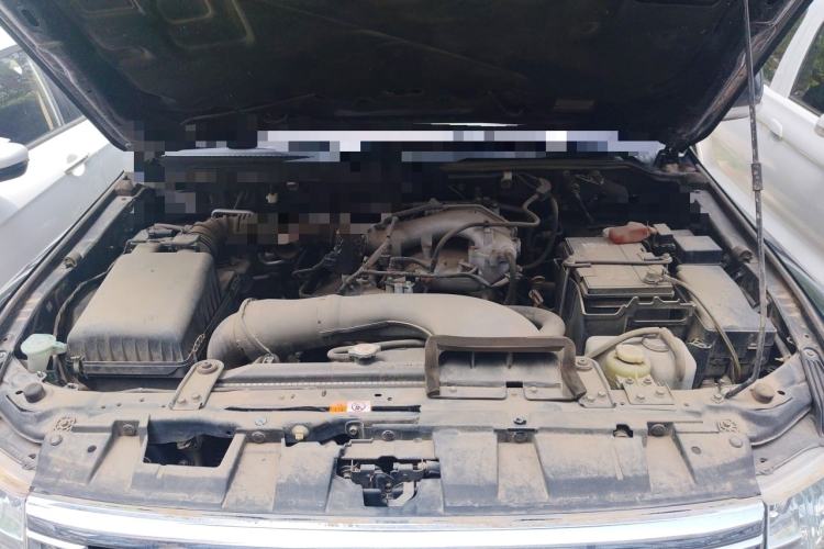 Used Mitsubishi Pajero 2016 3.0L Automatic Standard Version China V Standard Engine Bay
