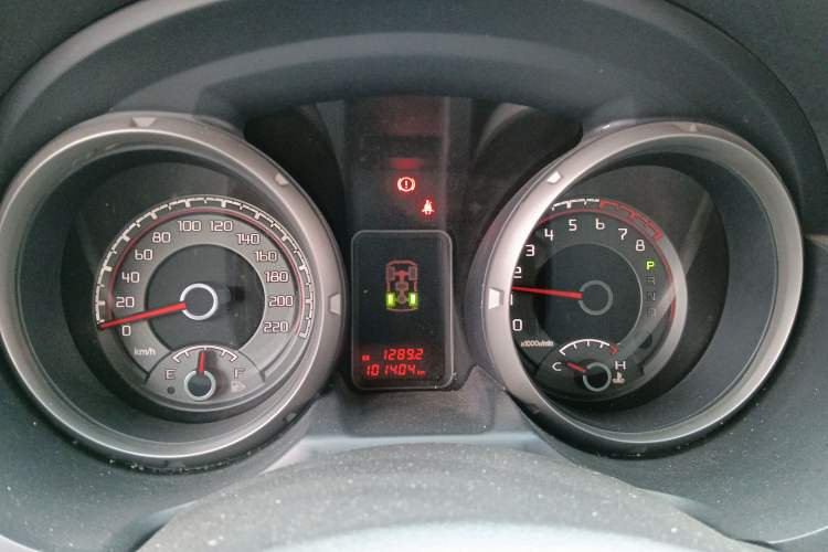 Used Mitsubishi Pajero 2016 3.0L Automatic Prestige Version China IV Standard Instrument Cluster