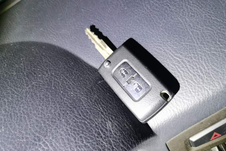 Used Mitsubishi Pajero 2016 3.0L Automatic Prestige Version China IV Standard Interior 1