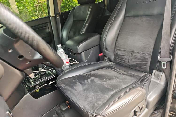 Used Mitsubishi Pajero 2016 3.0L Automatic Standard Version China V Standard Left Front Seat