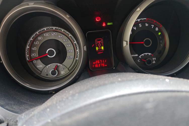 Used Mitsubishi Pajero 2016 3.0L Automatic Standard Version China V Standard Odometer Close Up