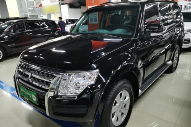 Mitsubishi Pajero 2016 3.0L Automatic Standard Version China V Standard usata