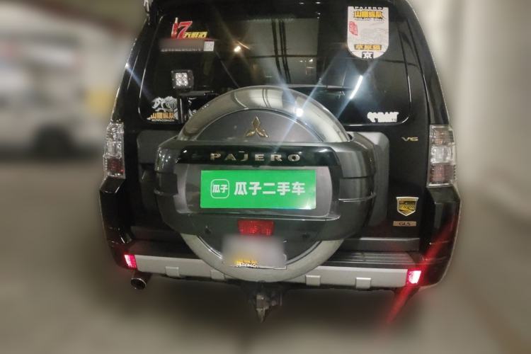 Used Mitsubishi Pajero 2016 3.0L Automatic Prestige Version China V Standard Rear