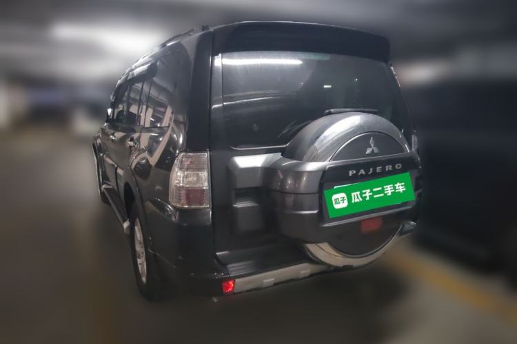 Used Mitsubishi Pajero 2016 3.0L Automatic Luxury Version China V Standard Rear Left 45 Deg