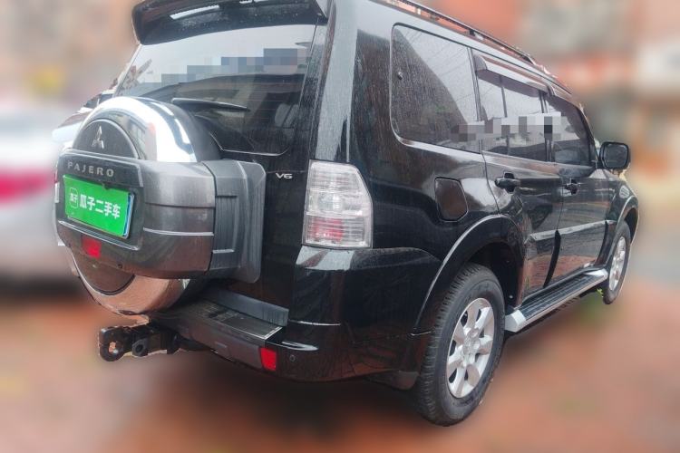 Used Mitsubishi Pajero 2016 3.0L Automatic Standard Version China V Standard Rear Right 45 Deg