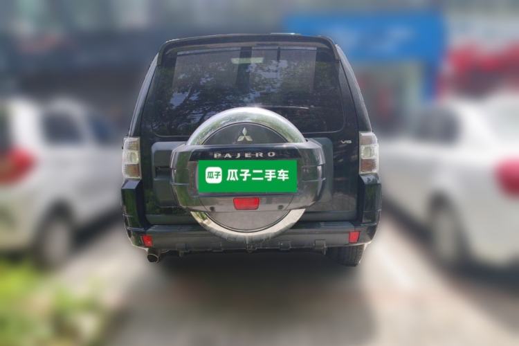 Used Mitsubishi Pajero 2016 3.0L Automatic Standard Version China V Standard Rear