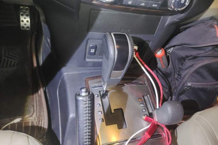 Used Mitsubishi Pajero  Gear Lever