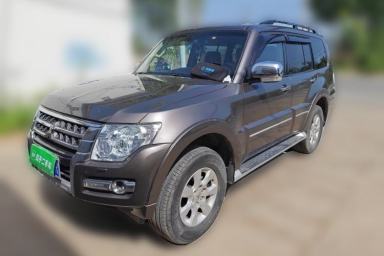 Used Mitsubishi Pajero 2016 3.0L Automatic Prestige Version China V Standard