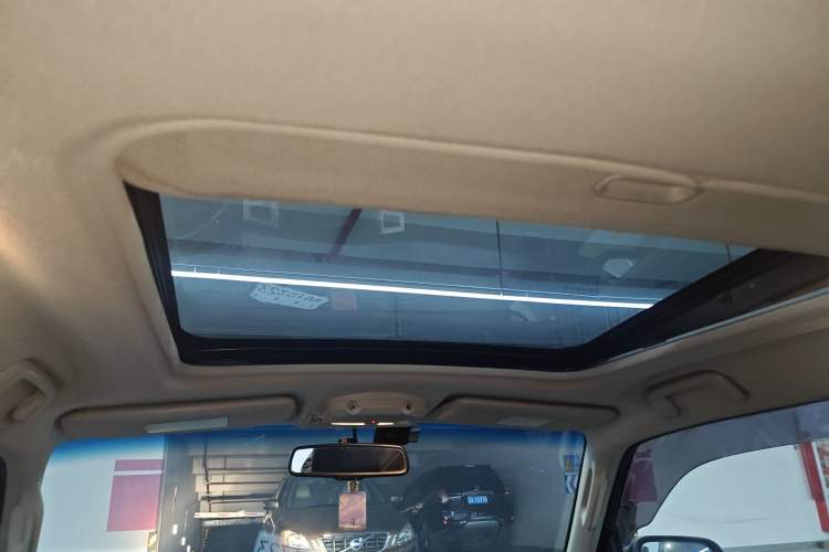 Used Mitsubishi Pajero 2016 3.0L Automatic Standard Version China V Standard Headliner
