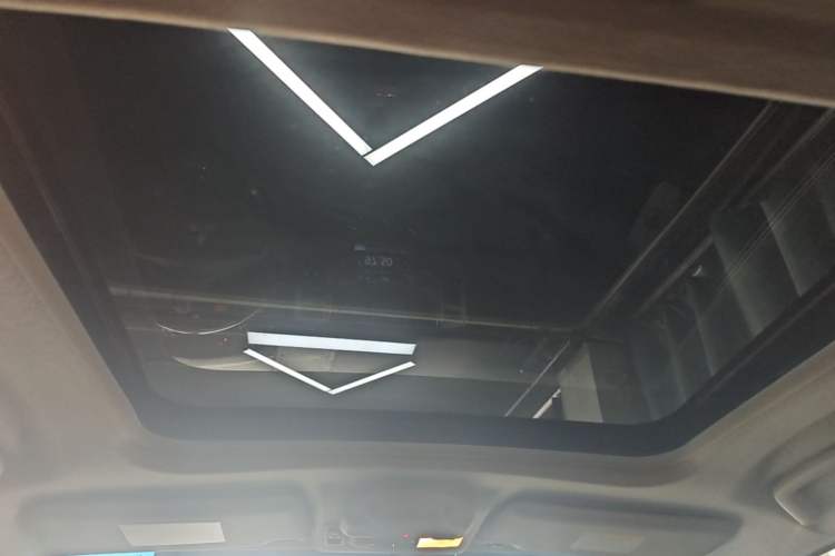 Used Mitsubishi Pajero 2016 3.0L Automatic Prestige Version China V Standard Headliner