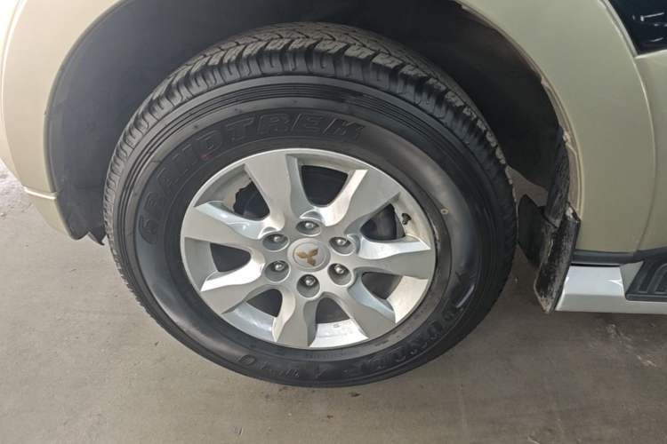 Used Mitsubishi Pajero 2016 3.0L Automatic Prestige Version China V Standard Left Front Wheel Hub