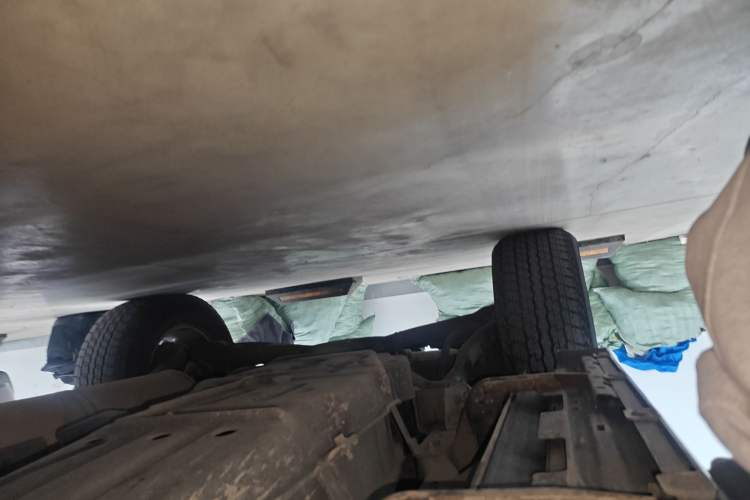 Used Mitsubishi Pajero 2016 3.0L Automatic Standard Version China V Standard Right Side Sill