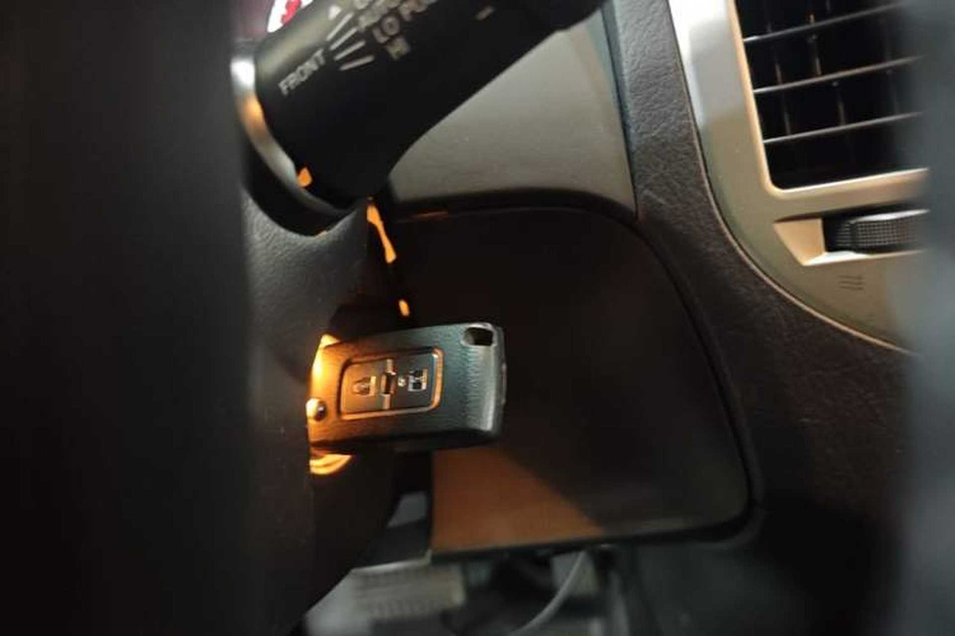 Used Mitsubishi Pajero 2016 3.0L Automatic Prestige Version China V Standard Vehicle Key