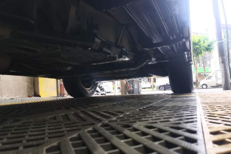 Used Mitsubishi Pajero 2016 3.0L Automatic Prestige Version China V Standard Chassis Rear Right