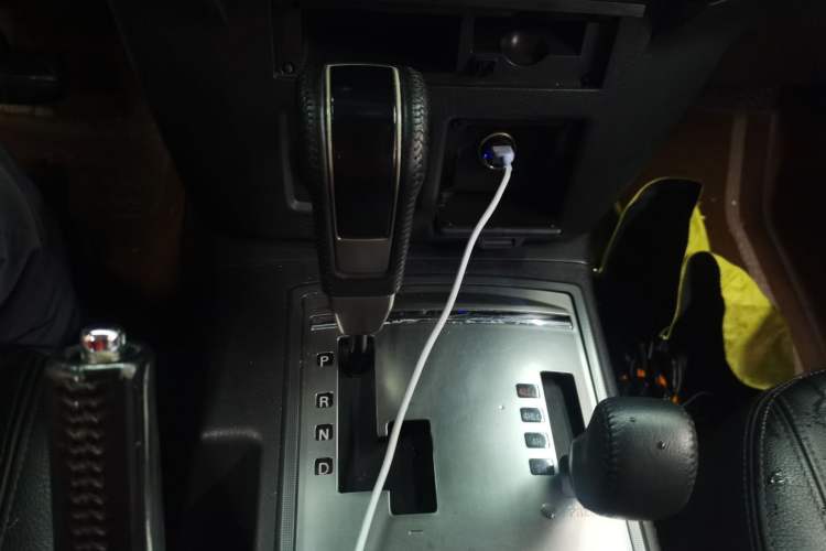 Used Mitsubishi Pajero 2016 3.0L Automatic Prestige Version China V Standard Gear Lever