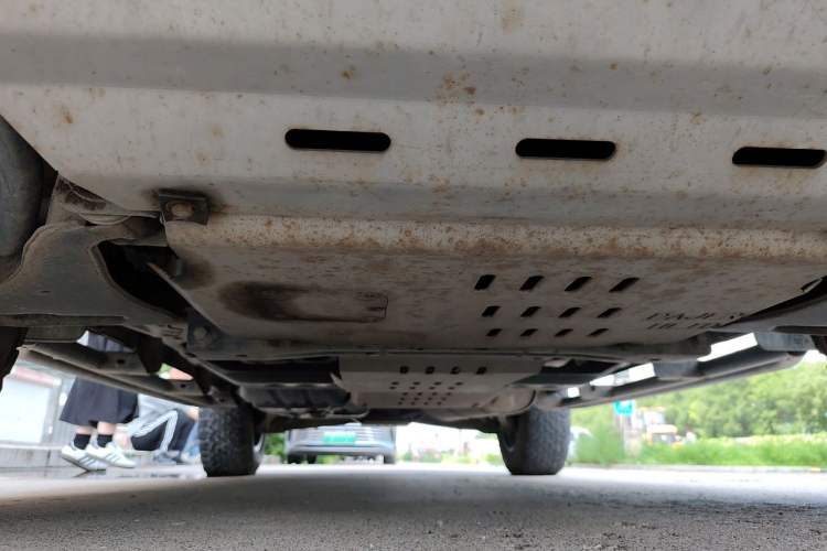 Used Mitsubishi Pajero 2016 3.0L Automatic Prestige Version China V Standard Chassis Front