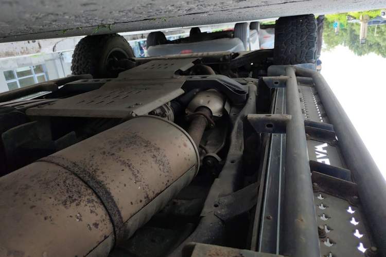 Used Mitsubishi Pajero 2016 3.0L Automatic Prestige Version China V Standard Chassis Rear Left
