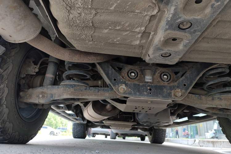 Used Mitsubishi Pajero 2016 3.0L Automatic Prestige Version China V Standard Chassis Rear