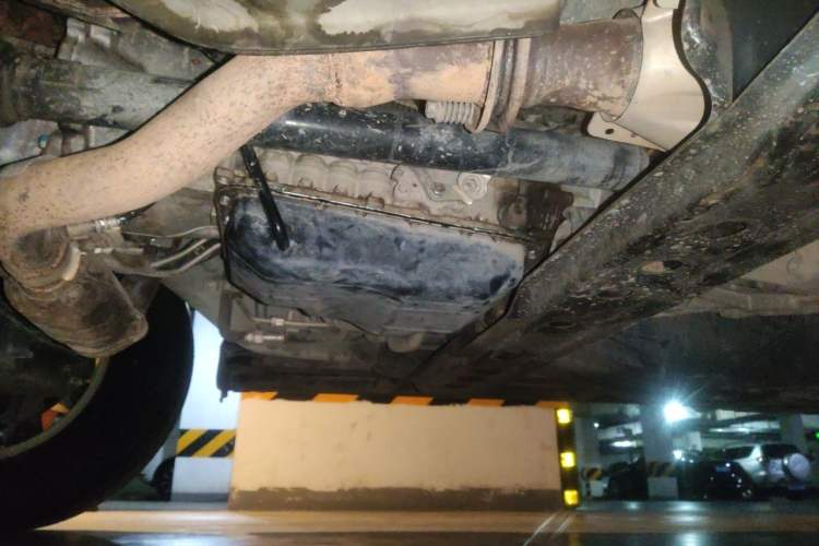 Used Mitsubishi Pajero 2016 3.0L Automatic Prestige Version China V Standard Chassis Front Left