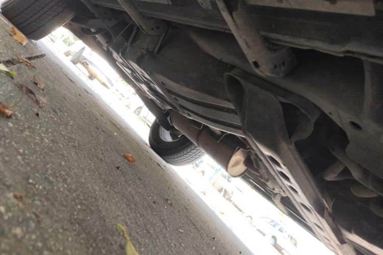 Used Mitsubishi Pajero 2016 3.0L Automatic Prestige Version China V Standard Chassis Front Right