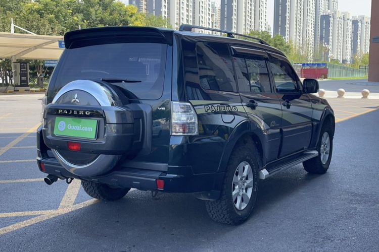 Used Mitsubishi Pajero 2016 3.0L Automatic Standard Version China V Standard Exterior 6