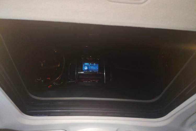 Used Mitsubishi Pajero 2016 3.0L Automatic Standard Version China V Standard Headliner