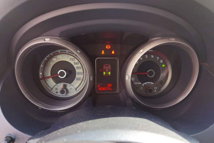 Used Mitsubishi Pajero 2016 3.0L Automatic Standard Version China V Standard Instrument Cluster