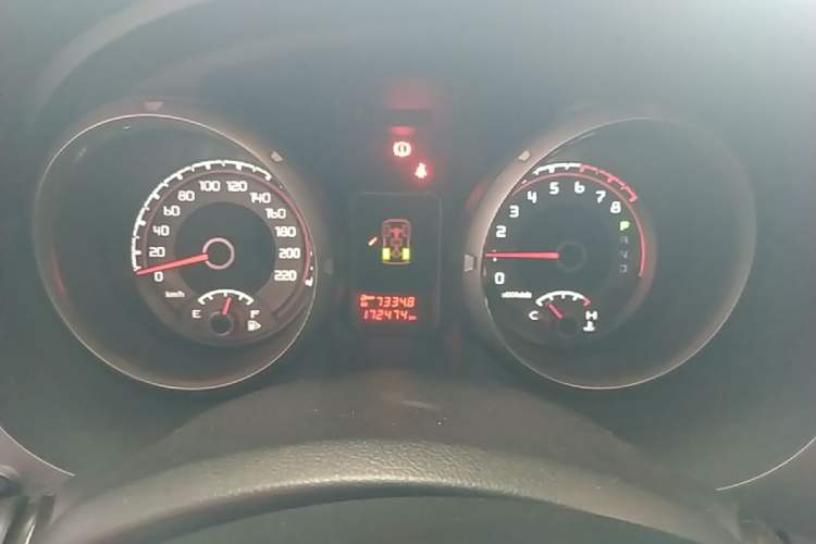 Used Mitsubishi Pajero 2016 3.0L Automatic Prestige Version China IV Standard Instrument Cluster