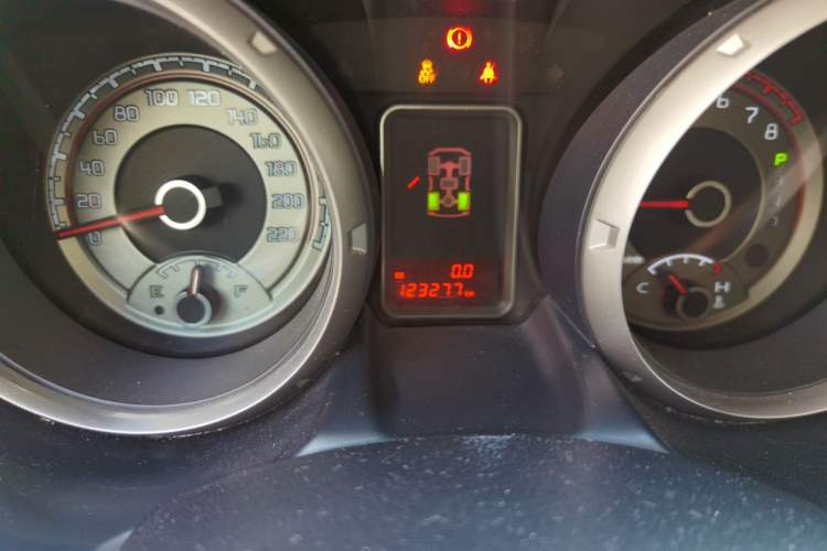 Used Mitsubishi Pajero 2016 3.0L Automatic Standard Version China V Standard Odometer Close Up