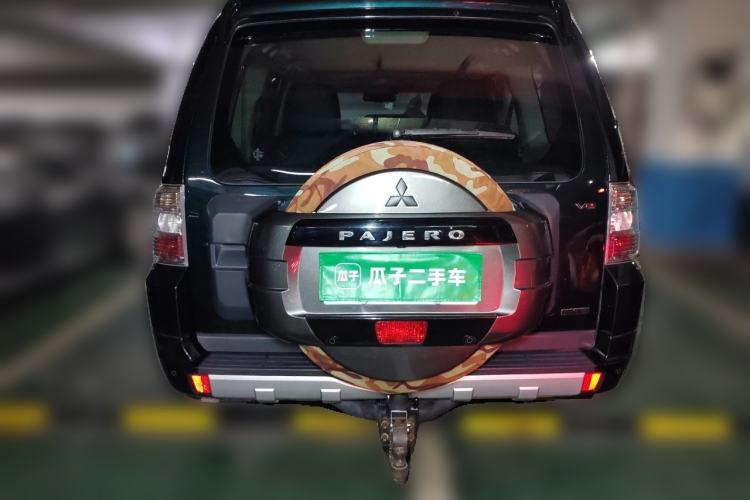 Used Mitsubishi Pajero 2016 3.0L Automatic Luxury Version China V Standard Rear