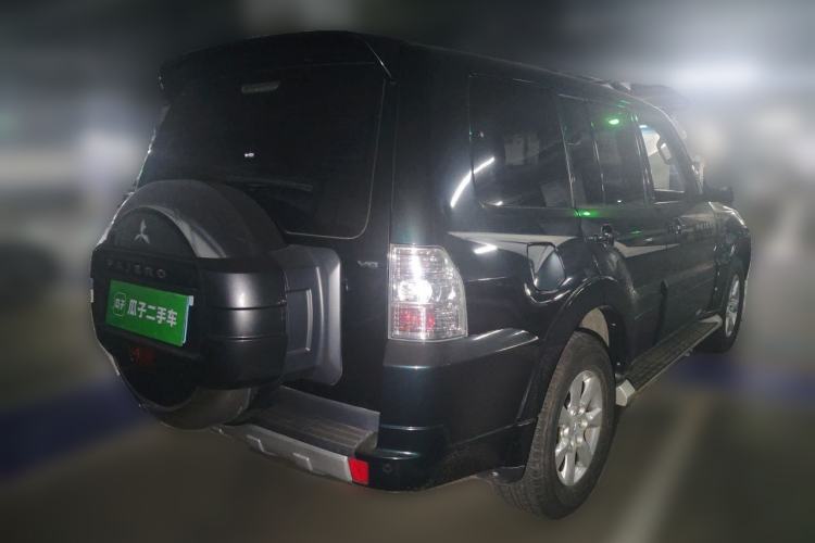 Used Mitsubishi Pajero 2016 3.0L Automatic Standard Version China V Standard Rear Right 45 Deg