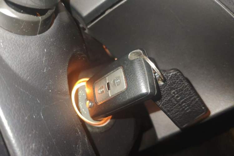 Used Mitsubishi Pajero 2016 3.0L Automatic Standard Version China V Standard Vehicle Key
