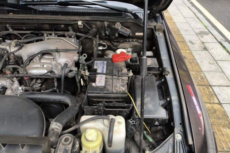 Used Mitsubishi Pajero 2016 3.0L Automatic Prestige Version China V Standard Engine Bay Left