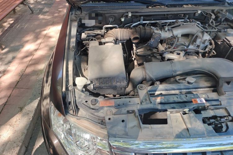 Used Mitsubishi Pajero 2016 3.0L Automatic Prestige Version China V Standard Engine Bay Right