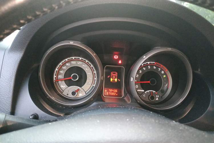 Used Mitsubishi Pajero 2016 3.0L Automatic Luxury Edition China IV Instrument Cluster