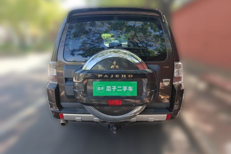 Used Mitsubishi Pajero 2016 3.0L Automatic Prestige Version China V Standard Rear