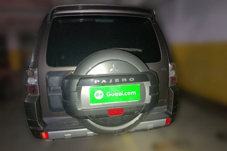 Used Mitsubishi Pajero 2016 3.0L Automatic Luxury Version China V Standard Rear