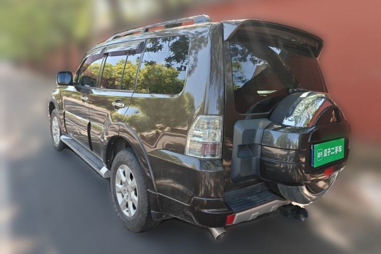 Used Mitsubishi Pajero 2016 3.0L Automatic Prestige Version China V Standard Rear Left 45 Deg