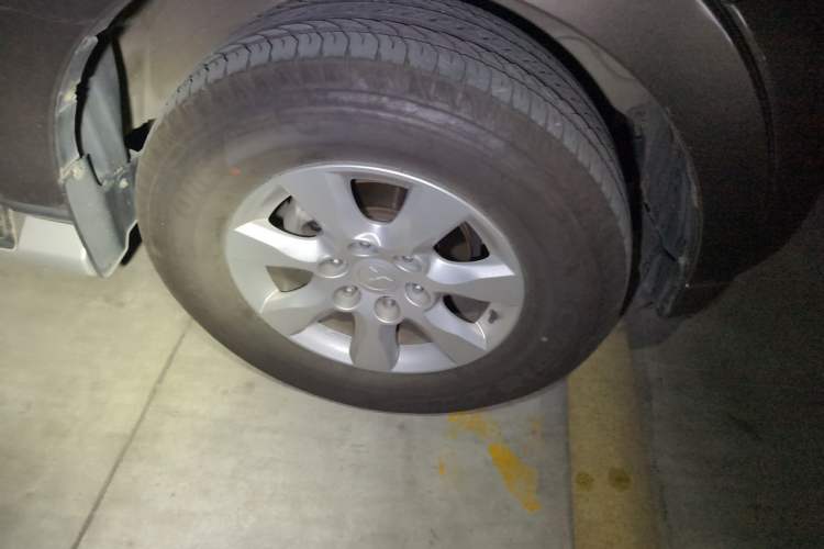 Used Mitsubishi Pajero 2016 3.0L Automatic Luxury Version China V Standard Right Front Wheel Hub